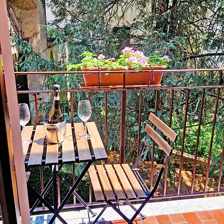 Romantic Stay, 50 M From The דירה